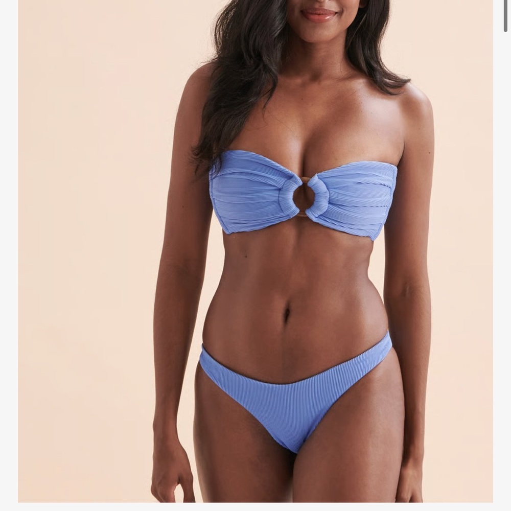 ❌SOLD❌ NWT Kulani Kinis Breezy Blue Bikini Set